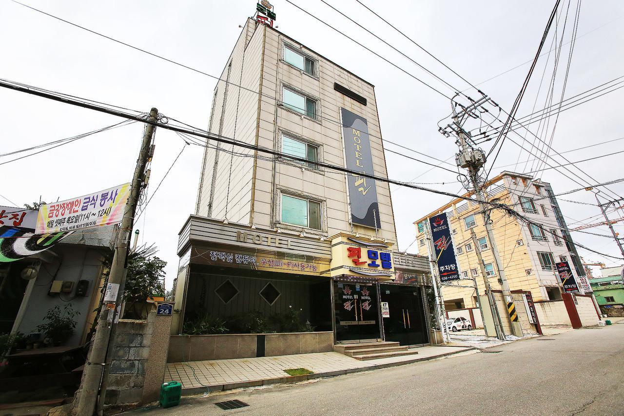 Feel Motel Sokcho Exterior photo